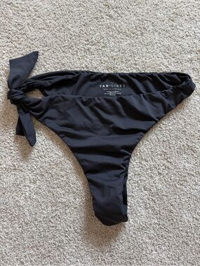 Tan + Lines swim | cheeky bikini bottoms